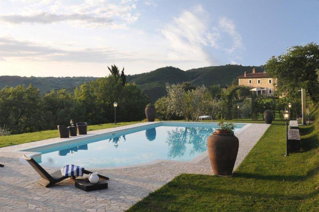 Exclusive Villa Parrano - Countryside With Pool ภายนอก รูปภาพ